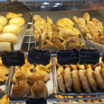 El Brazo Fuerte Bakery - Pastry - Bakeries Near Me - Miami, Florida