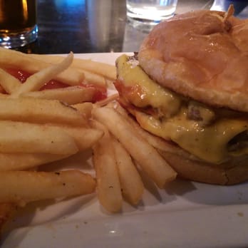 STATS Brewpub - Sports Bars Near Me - Atlanta, Georgia STATS Brewpub - Sports Bars Near Me - Atlanta, Georgia