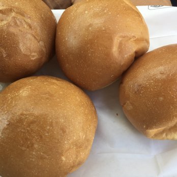 ABC Bakery - 2 BBQ pork, 1 BBQ chicken, 1 Curry Beef...not sure which are which until eaten. - Bakeries Near Me - Sacramento, California