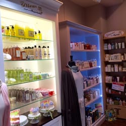 Three Divas & A SugarDaddy - A variety of body care products