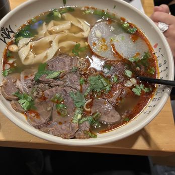 Mogouyan Hand-Pulled Noodles - Classic beef - Noodles Near Me - Toronto, Ontario Mogouyan Hand-Pulled Noodles - Classic beef - Noodles Near Me - Toronto, Ontario