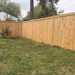 Universal Fence - Wooden fence installation in Vienna, Virginia by your local fence contractor