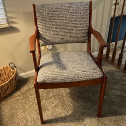 Creations & Style Upholsthery