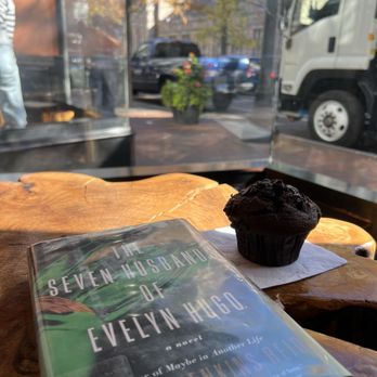 Common Grounds - Coffee & Tea Near Me - New Haven, Connecticut