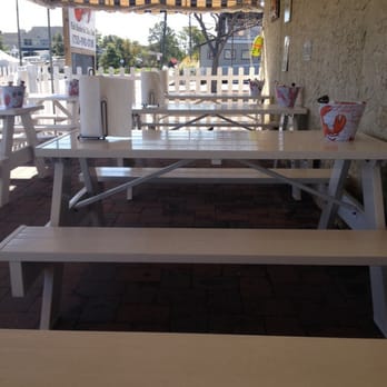 Point Lobster - Outdoor seating, so lonely in October! - Seafood Markets Near Me - Point Pleasant Beach, New Jersey Point Lobster - Outdoor seating, so lonely in October! - Seafood Markets Near Me - Point Pleasant Beach, New Jersey