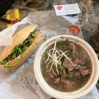 We Suki Suki - Beef Pho and banh mi - Vietnamese Near Me - Atlanta, Georgia We Suki Suki - Beef Pho and banh mi - Vietnamese Near Me - Atlanta, Georgia