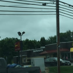 McDonald's - McDonalds of Raynham -- 947 Broadway / Route 138, Junction of Carver Street, Raynham          Storefront
