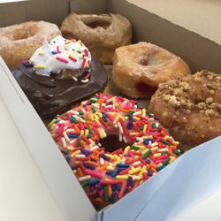 Shipley Do-Nuts - Half dozen, one oddly shaped.