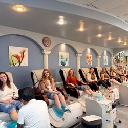Foxy Nails Salon and Spa - 560 S Jefferson Ave #11, Cookeville, TN 3850. CALL 931-528-2211 www.foxynailssalonandspa.com