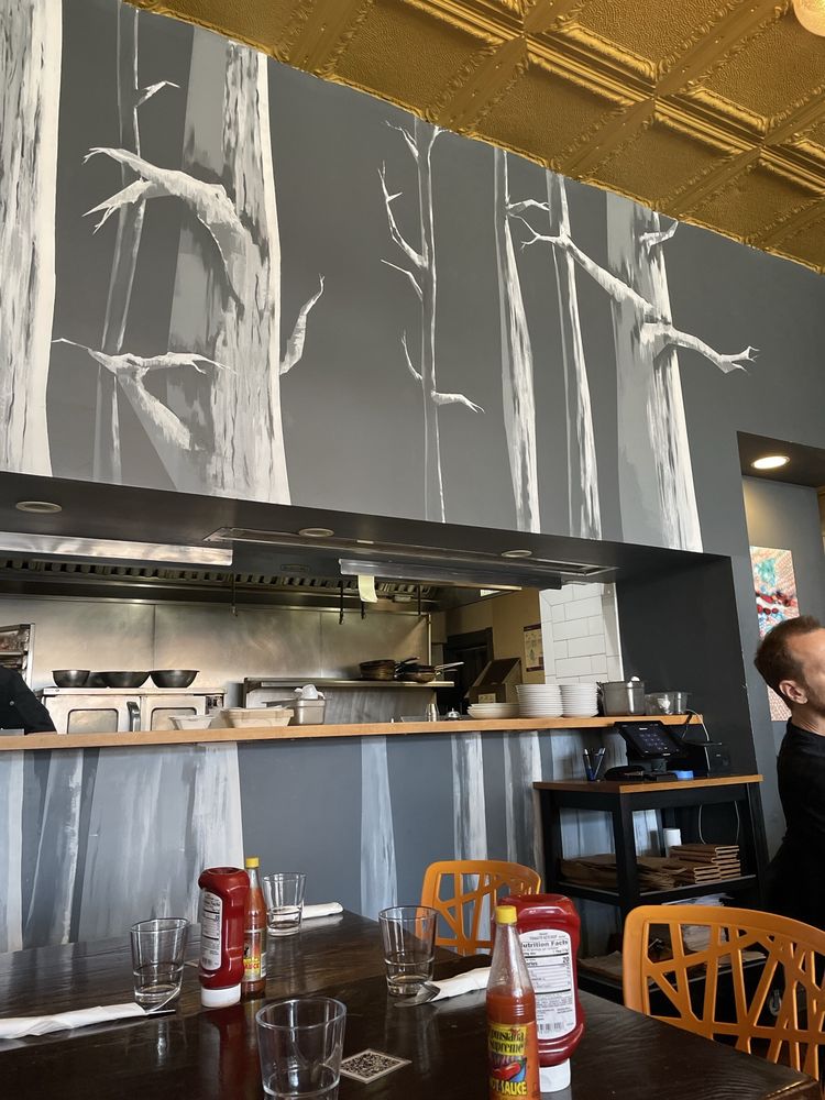 Tree House Vegetarian Restaurant