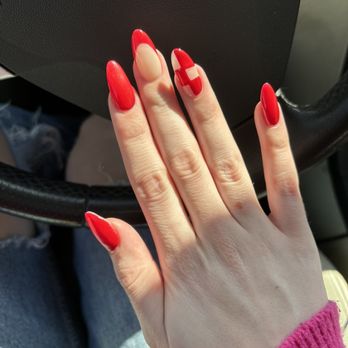 Delil nails - Nail Salons Near Me - Burlington, North Carolina