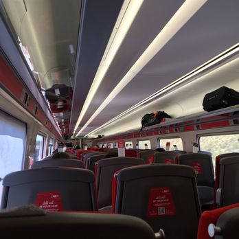 King's Cross Station - Onboard the LNER train - Train Stations Near Me - London, XGL King's Cross Station - Onboard the LNER train - Train Stations Near Me - London, XGL