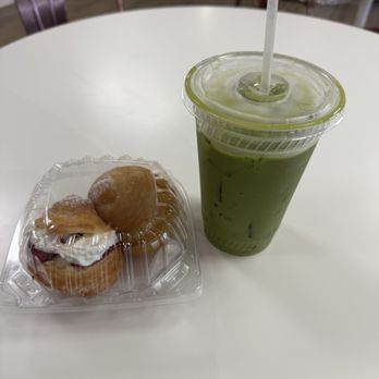 Jayden's Donuts - Donuts Near Me - Fountain Valley, California Jayden's Donuts - Donuts Near Me - Fountain Valley, California