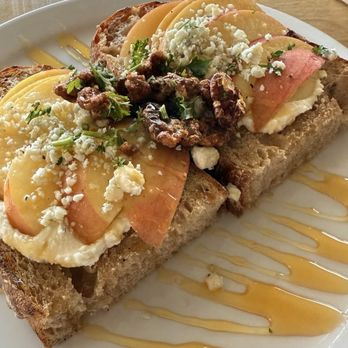 Hanalei Bread Company - apple ricotta toast - Breakfast & Brunch Near Me - Hanalei, Hawaii Hanalei Bread Company - apple ricotta toast - Breakfast & Brunch Near Me - Hanalei, Hawaii