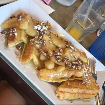 Berry Hill Cafe - Stuffed apple French toast - Breakfast & Brunch Near Me - Midlothian, Illinois
