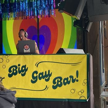 Micky's - DJ - Dance Clubs Near Me - West Hollywood, California