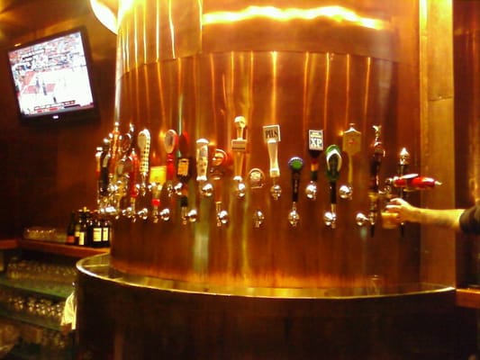 Stout Burgers & Beers by null