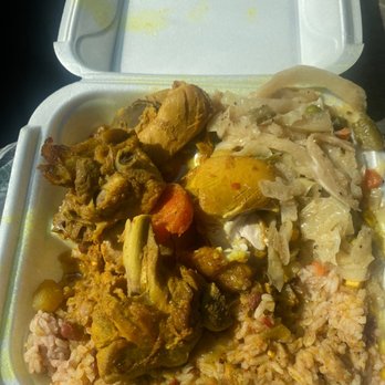 Island Vibes Restaurant - Curry Chicken - Caribbean Near Me - Columbus, Ohio Island Vibes Restaurant - Curry Chicken - Caribbean Near Me - Columbus, Ohio