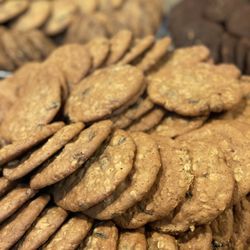Cousin John's Cafe & Bakery - Oatmeal Raisin Large Cookie Trays