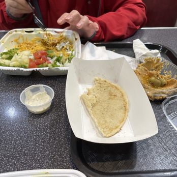 ZARA HALAL GRILL - Chicken platter with hummus and pita. - Mediterranean Near Me - Philadelphia, Pennsylvania ZARA HALAL GRILL - Chicken platter with hummus and pita. - Mediterranean Near Me - Philadelphia, Pennsylvania