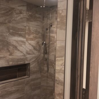 Sundara Inn and Spa - Kohler adjustable shower. 104 degrees is so soothing ! - Hotels Near Me - Wisconsin Dells, Wisconsin Sundara Inn and Spa - Kohler adjustable shower. 104 degrees is so soothing ! - Hotels Near Me - Wisconsin Dells, Wisconsin