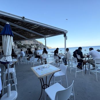 Il Pirata - Bar tables - Seafood Near Me - Praiano, SA Il Pirata - Bar tables - Seafood Near Me - Praiano, SA