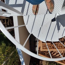 WOW 1 DAY PAINTING San Jose - After painting the staircase