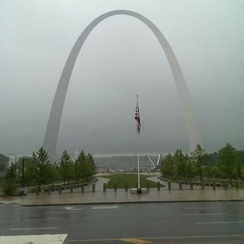 Gateway Arch - Landmarks & Historical Buildings Near Me - St. Louis, Missouri