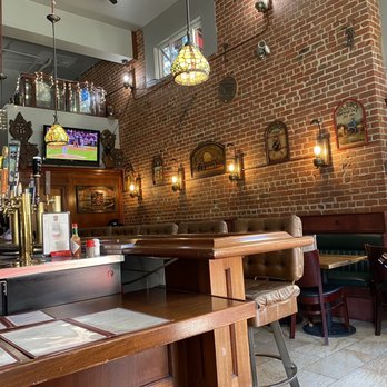 Sutter Pub & Restaurant - Breakfast & Brunch Near Me - San Francisco, California Sutter Pub & Restaurant - Breakfast & Brunch Near Me - San Francisco, California