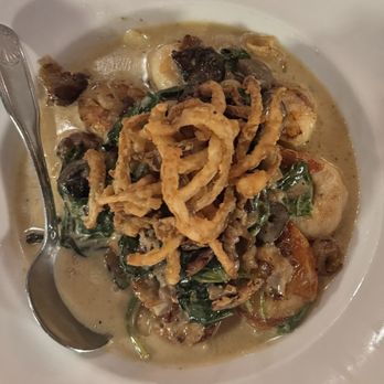 Vintage On 5th - V.o. 5. Shrimp & Grits - New American Near Me - Crystal River, Florida Vintage On 5th - V.o. 5. Shrimp & Grits - New American Near Me - Crystal River, Florida