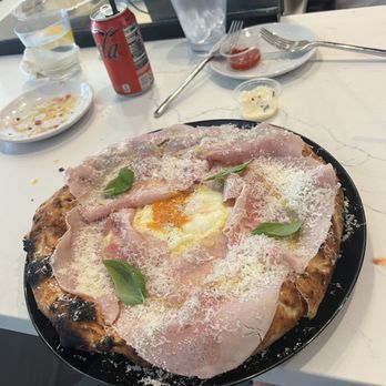 Sei Pizza Bar - Bismarck Pizze - Pizza Near Me - Los Angeles, California
