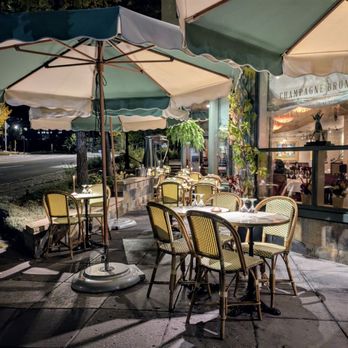 Vintage - Outside - Breakfast & Brunch Near Me - Vail, Colorado Vintage - Outside - Breakfast & Brunch Near Me - Vail, Colorado