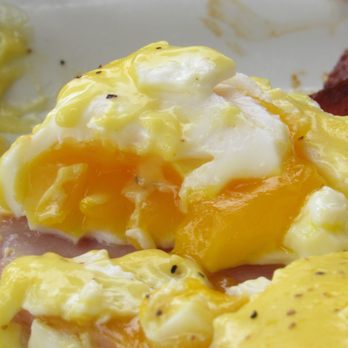 Eggs Up Grill - Eggs a little over-done for Benedict - Breakfast & Brunch Near Me - Ocala, Florida