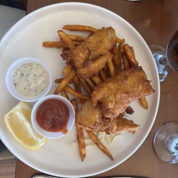 Lunada Garden Bistro - Fish and Chips - Breakfast & Brunch Near Me - Cayucos, California Lunada Garden Bistro - Fish and Chips - Breakfast & Brunch Near Me - Cayucos, California