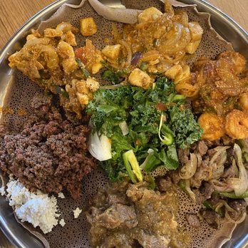 Demera - Meat Messob for 2 - Ethiopian Near Me - Chicago, Illinois