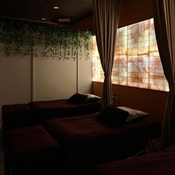Serenity Zen | Massage SPA - Foot reflexology lounge