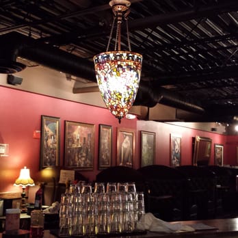 Willy T’s - Cool decor - Steakhouses Near Me - Alexandria, Minnesota Willy T’s - Cool decor - Steakhouses Near Me - Alexandria, Minnesota