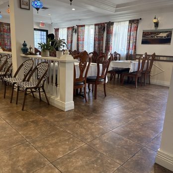 Dolan's - Restaurant - Asian Fusion Near Me - Alhambra, California