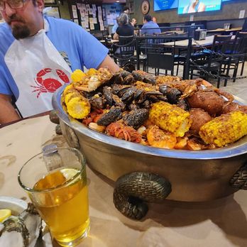 Alaska Crab - Matt with the family special - Seafood Near Me - Moreno Valley, California