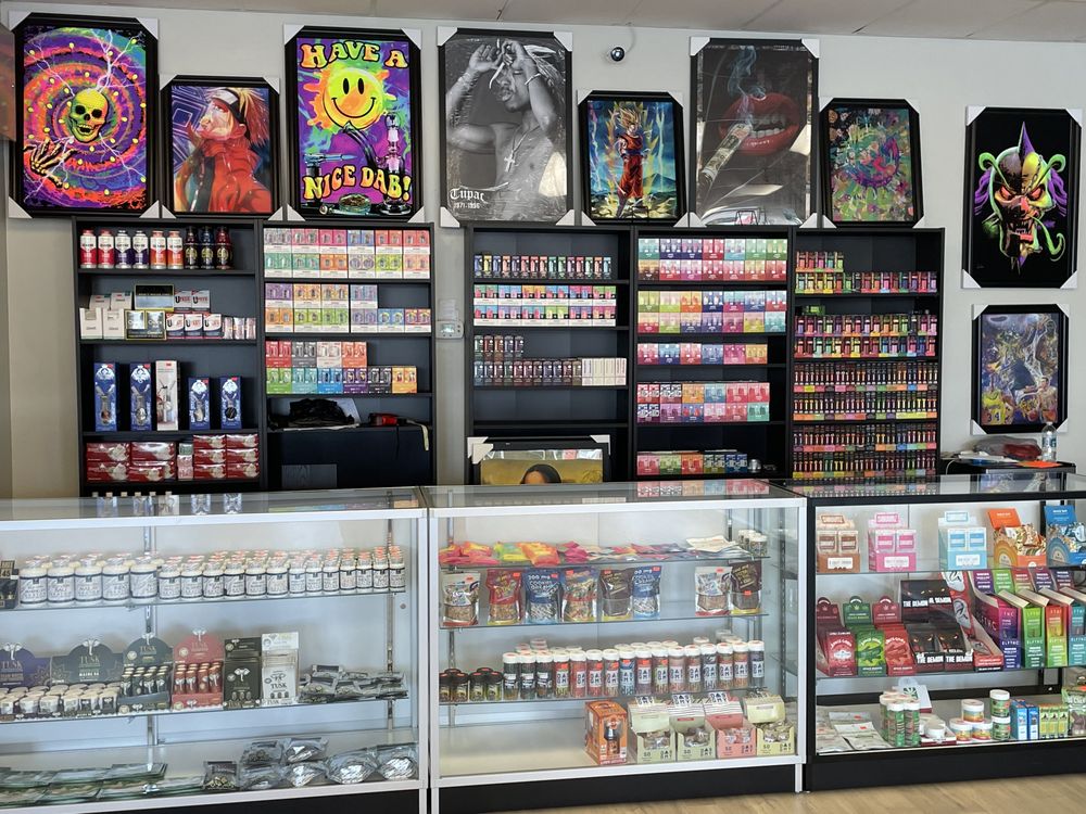 THE SMOKING CLUB SMOKE & VAPE SHOP Updated September 2024 20 Photos