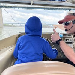Chattanooga Ducks - Capt Barry let our son take the wheel!
