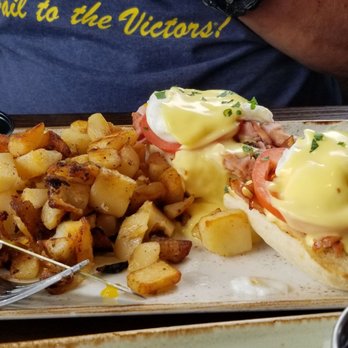 First Watch - Classic eggs benedict - Breakfast & Brunch Near Me - Shelby Township, Michigan First Watch - Classic eggs benedict - Breakfast & Brunch Near Me - Shelby Township, Michigan
