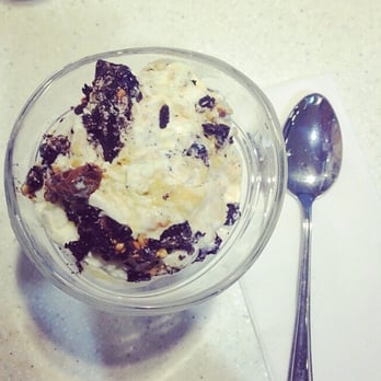 Cafe Mauds - My "Mix Up" *Pooh Bear, Oreos & nuts!! - Cafes Near Me - Belfast, BFS