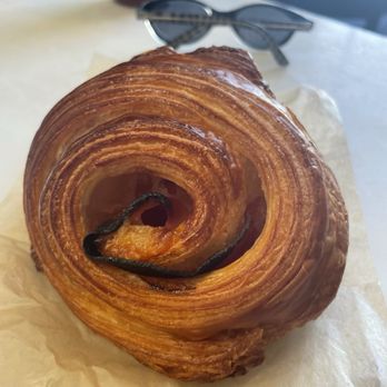 Reunion Bread - Croissant con jamón - Bakeries Near Me - Denver, Colorado