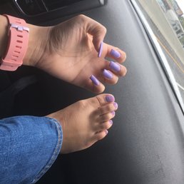 Overlay fill in (gel) and toe polished (reg polish) $45