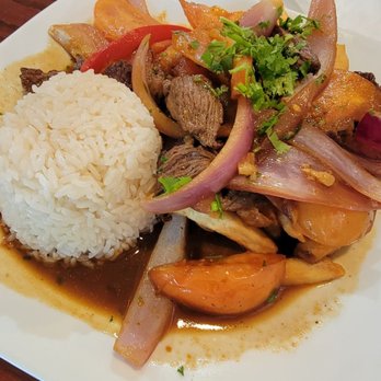 El Chalan Restaurant - Lomo Saltado - Latin American Near Me - Miami, Florida