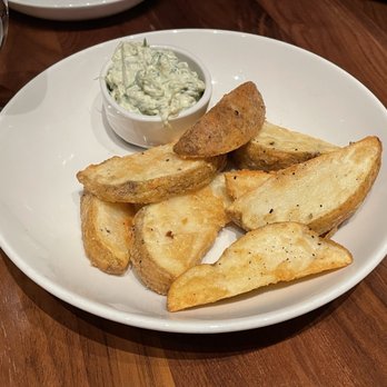 Willamette Valley Vineyards - Vancouver Waterfront - Potato wedges ($11.00 USD) - Wine Tasting Room Near Me - Vancouver, Washington Willamette Valley Vineyards - Vancouver Waterfront - Potato wedges ($11.00 USD) - Wine Tasting Room Near Me - Vancouver, Washington