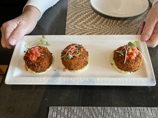 The Kitchen by Wolfgang Puck by null