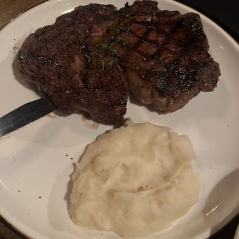 Callas Tavern - New American Near Me - Owensboro, Kentucky