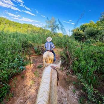 Wild Western Horseback Adventures - Horseback Riding Near Me - Camp Verde, Arizona